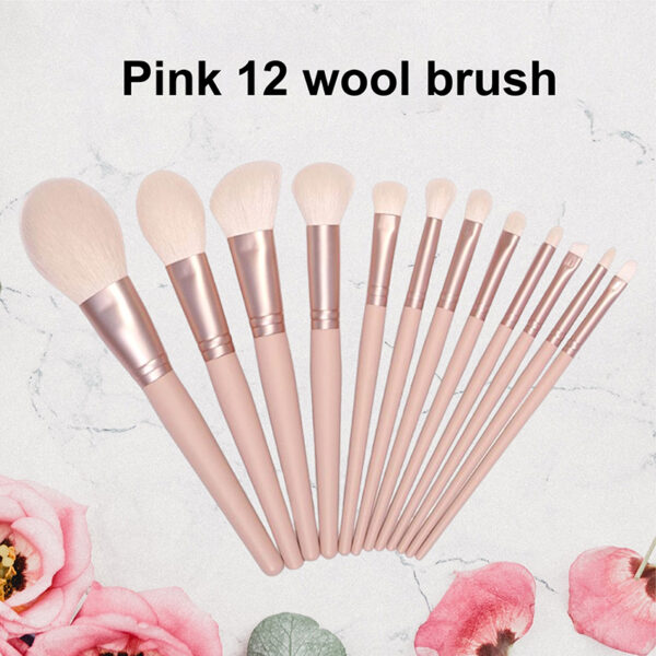 Cosmetic makeup brushes-1